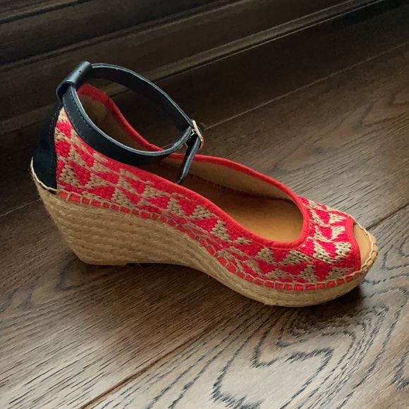 Naguisa Espadrilles new without labels - Picture 3 of 7